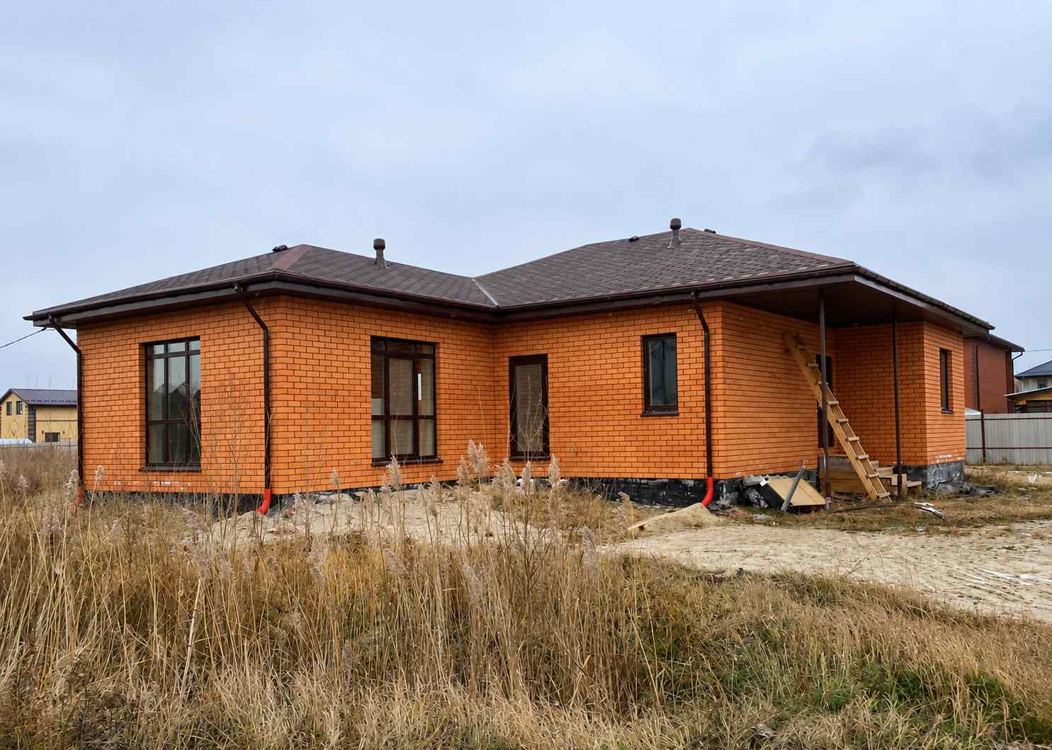 https://taganrog.tgv-stroy.ru/storage/app/uploads/public/6a7/aaf/281/6a7aaf2815ba9013923669.jpg